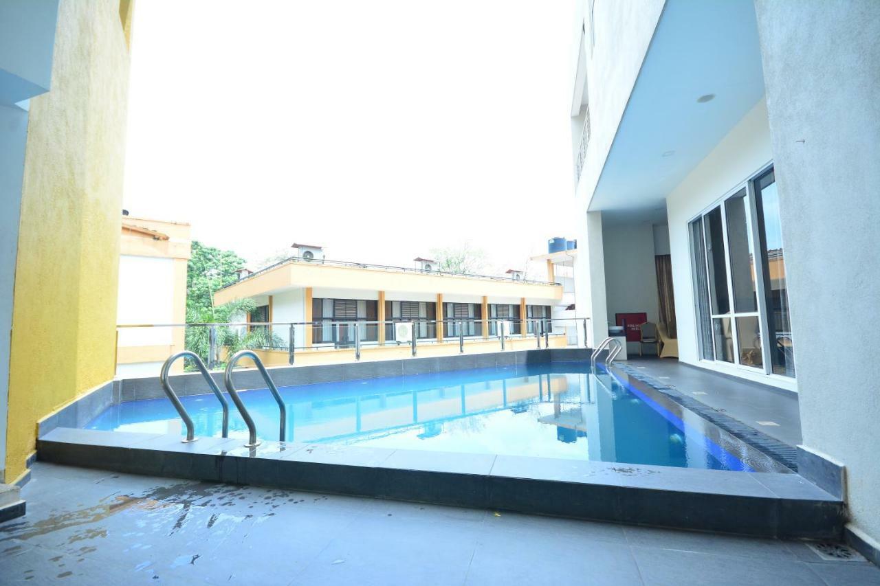Kethumathee Hotel & Banquet Ratnapura Buitenkant foto